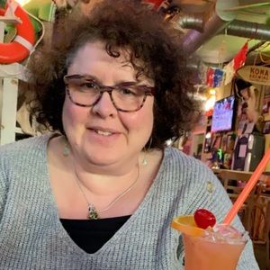 Meet your Posher, Janet